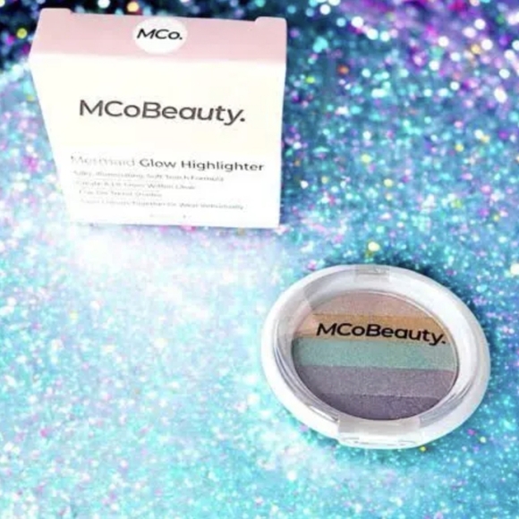 MCoBeauty Mermaid Glow Highlighter (New) 3g 0.1oz NIB - Picture 2 of 13